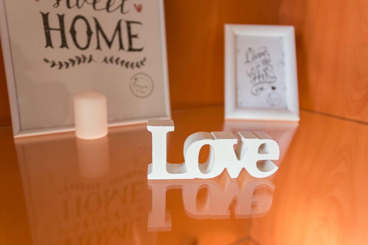 Love Centre Торремолинос Экстерьер фото